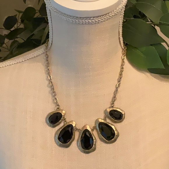 Francesca’s Collection Preppy Bib Necklace - Picture 2 of 6